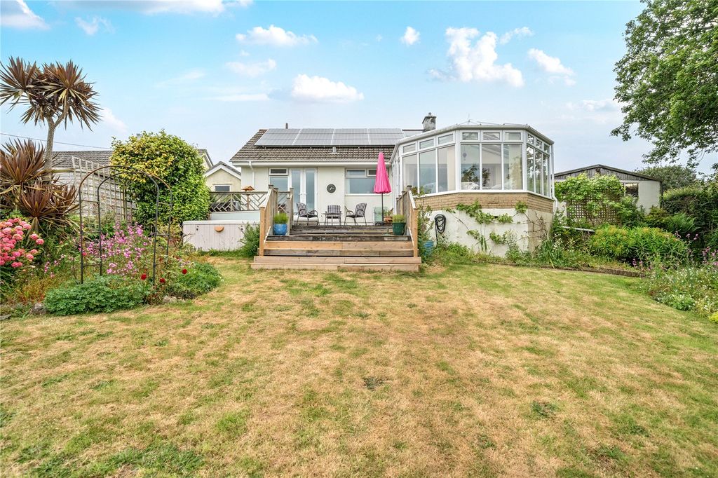 Property photo 3 of 19 Picture No. 06