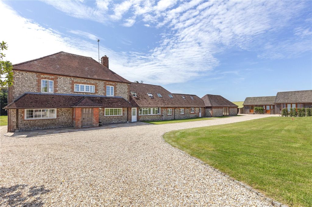 Property photo 1 of 61 Front