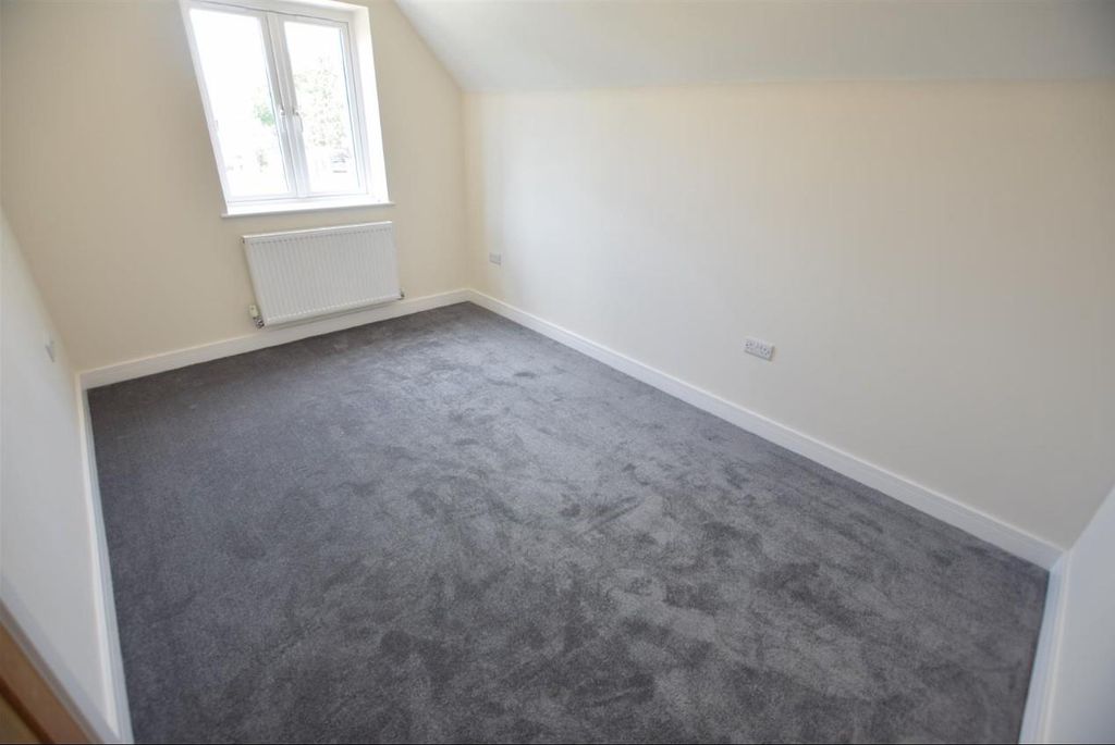 Property photo 2 of 10 70B Bedroom 1.Jpg