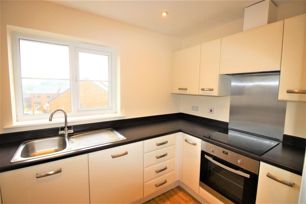 Property photo 2 of 8 3 - .Jpg