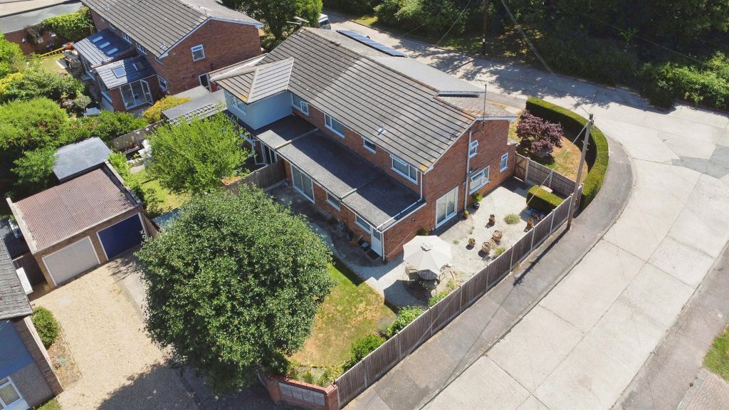 Property photo 1 of 19