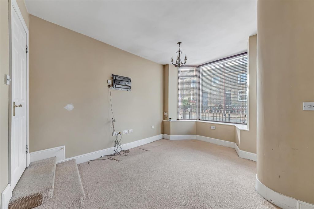 Property photo 2 of 21 Img_3337.Jpg