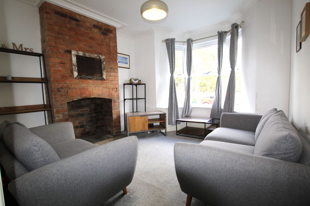 Property photo 3 of 25