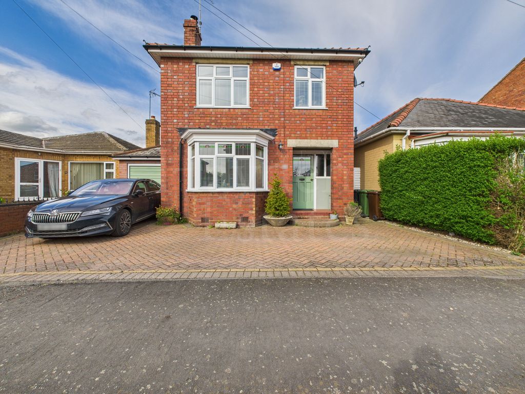 Property photo 1 of 24