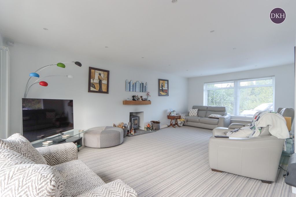 Property photo 3 of 26 Picture No. 04