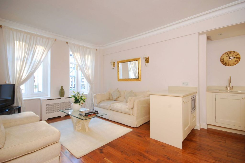 Property photo 1 of 4