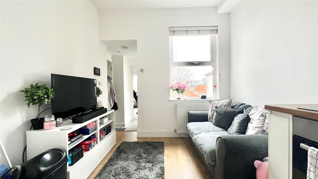 Property photo 3 of 6 Living Area