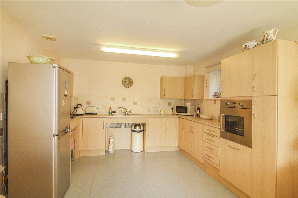 Property photo 3 of 11 Picture No. 15