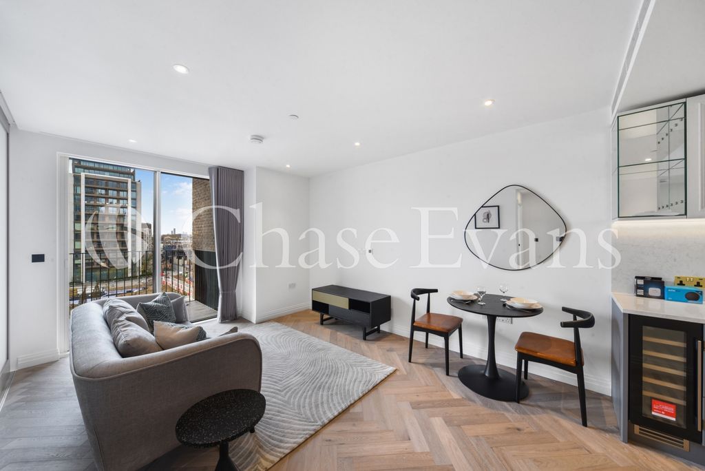 Property photo 1 of 10 Living Area