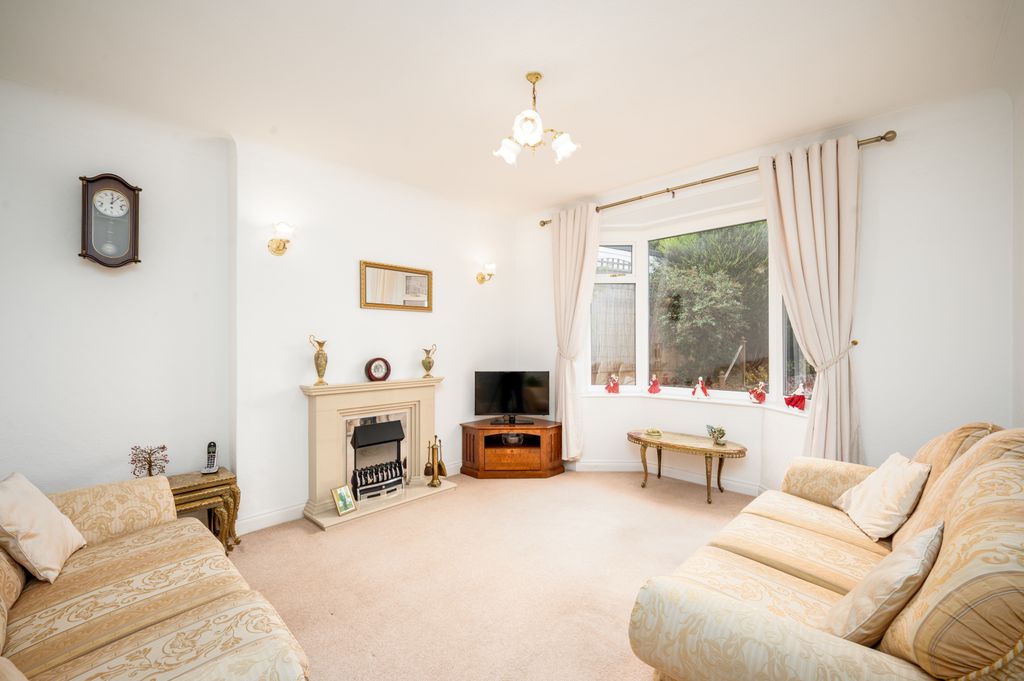 Property photo 3 of 30 10