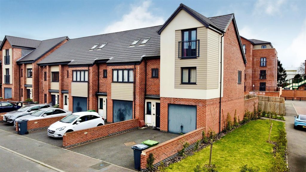Property photo 1 of 24 1