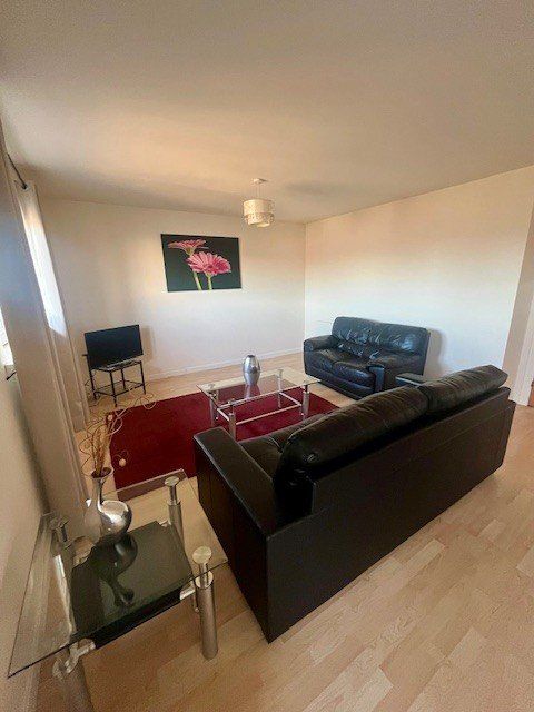 Property photo 3 of 14 Photo 3