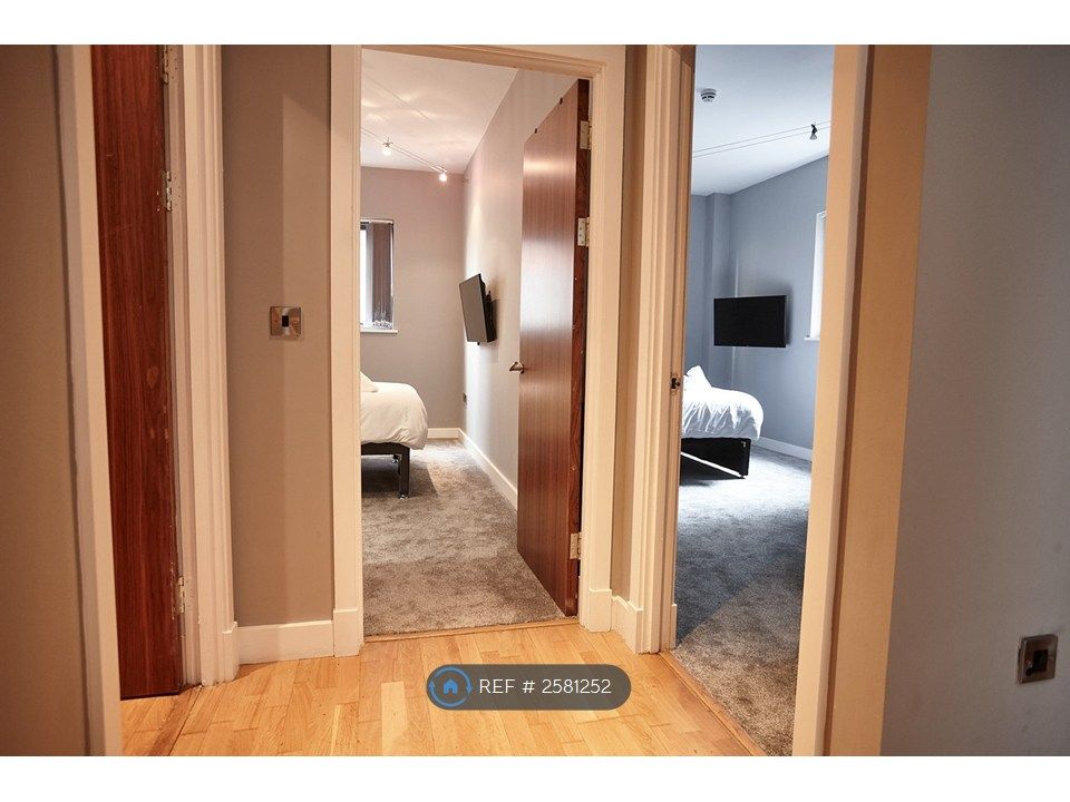 Property photo 3 of 25