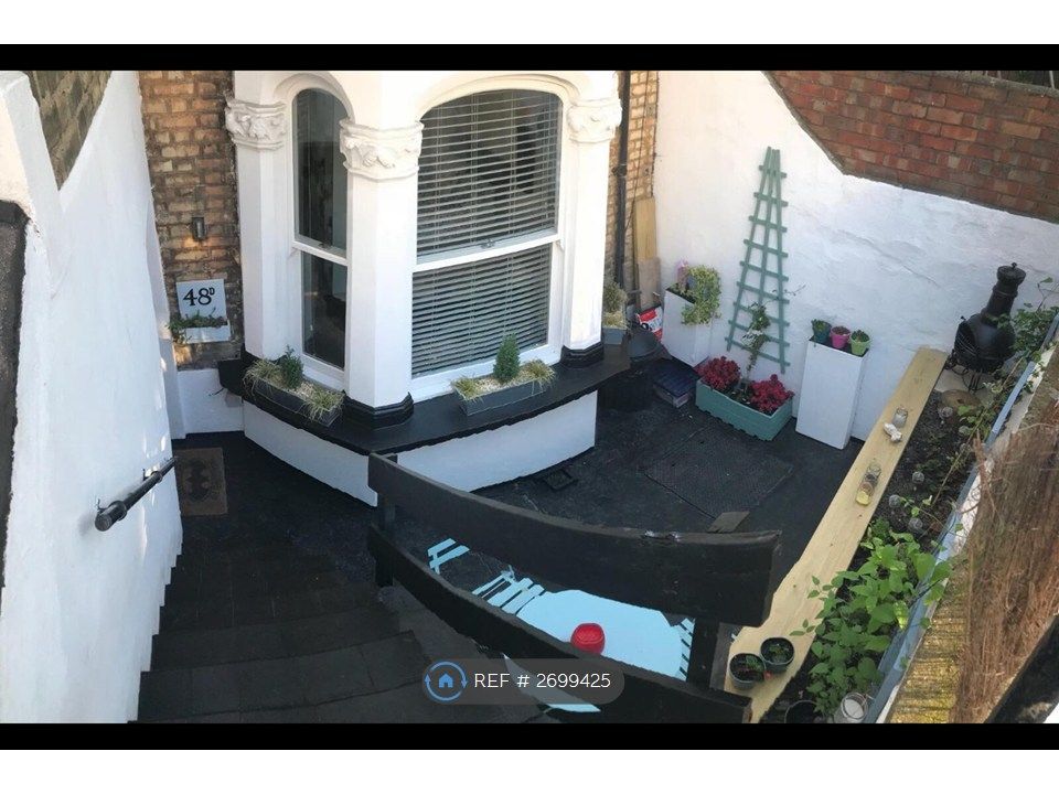 Property photo 1 of 34