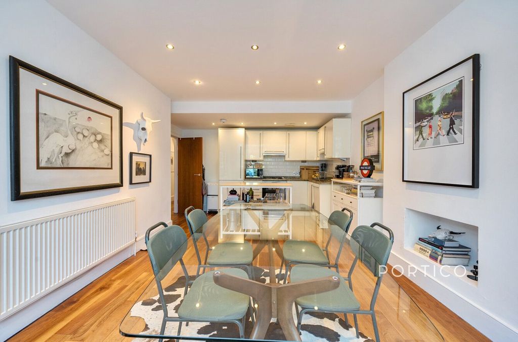 Property photo 2 of 13 Picture No. 04