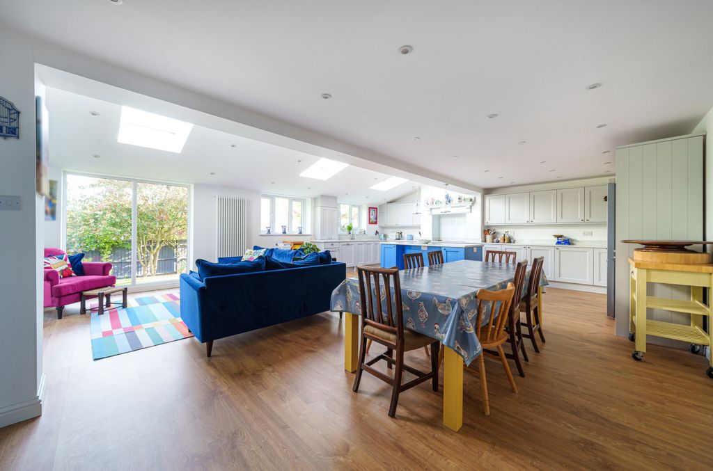 Property photo 3 of 15 988261 (16).Jpg