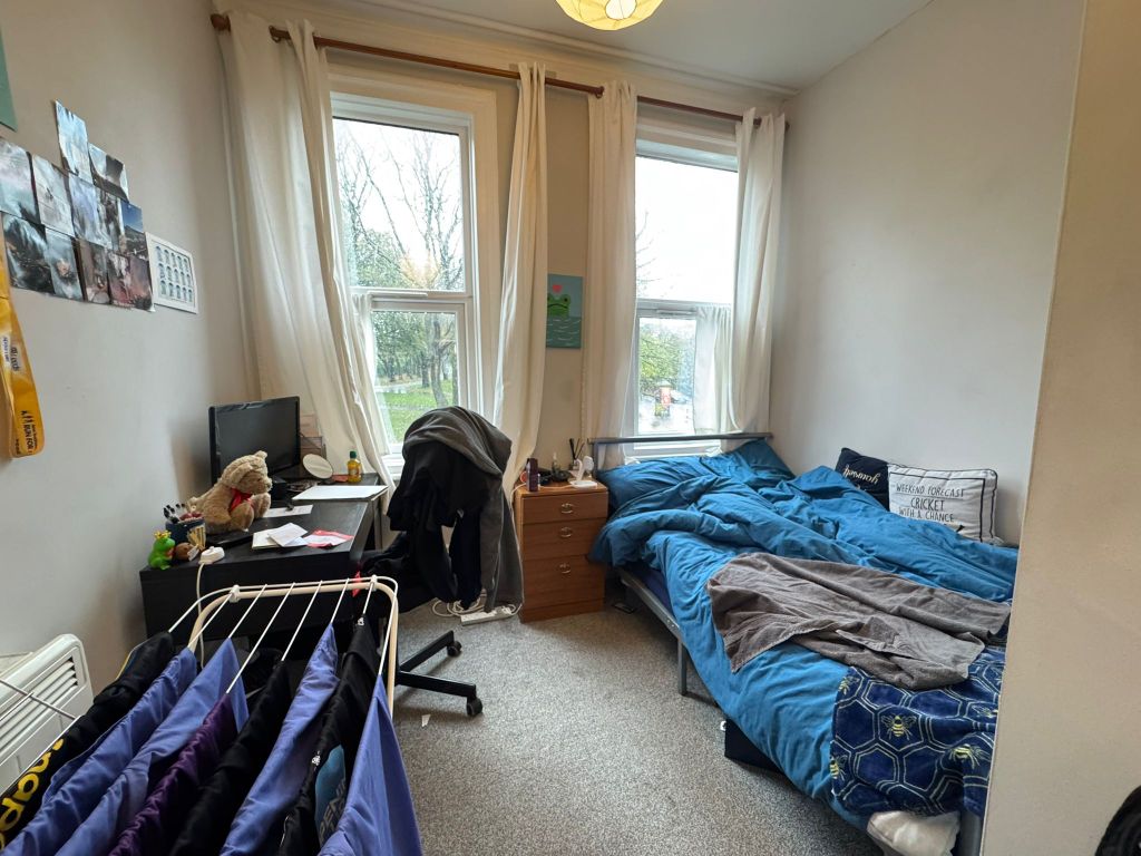 Property photo 3 of 6