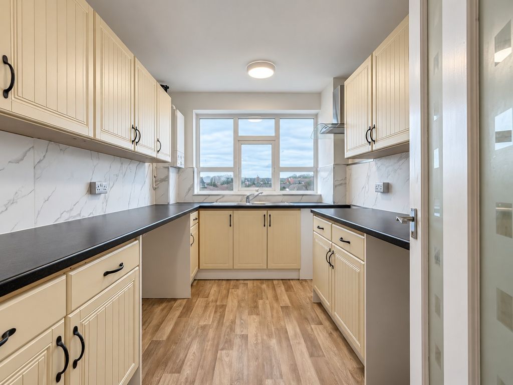 Property photo 2 of 11 4584292
