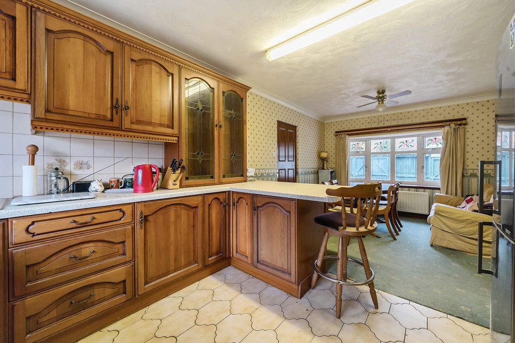 Property photo 3 of 15