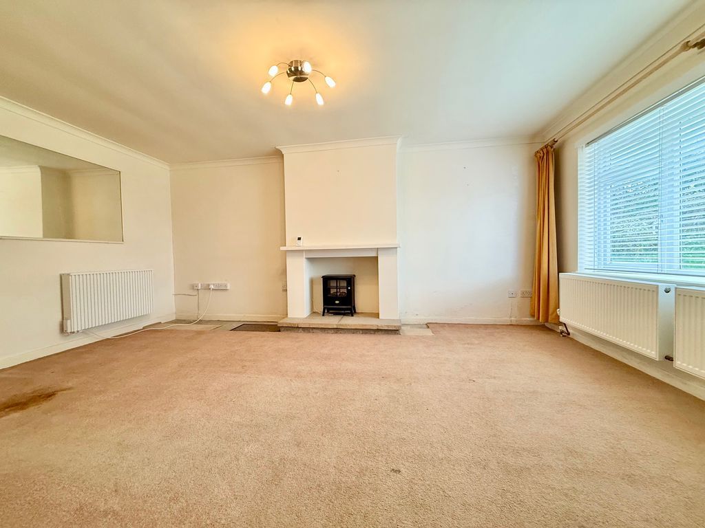 Property photo 3 of 16 Photo 1