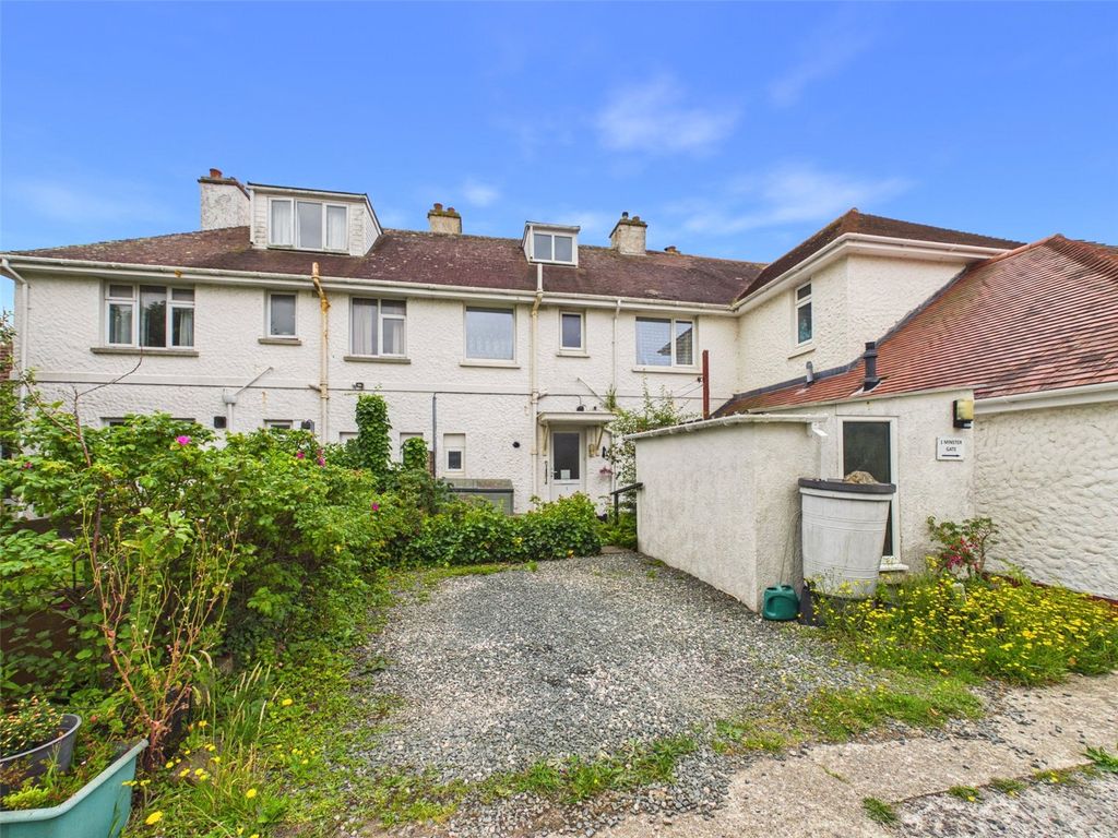 Property photo 1 of 15 Front