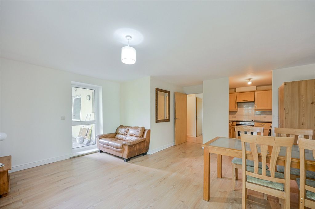 Property photo 2 of 15 Picture No. 02