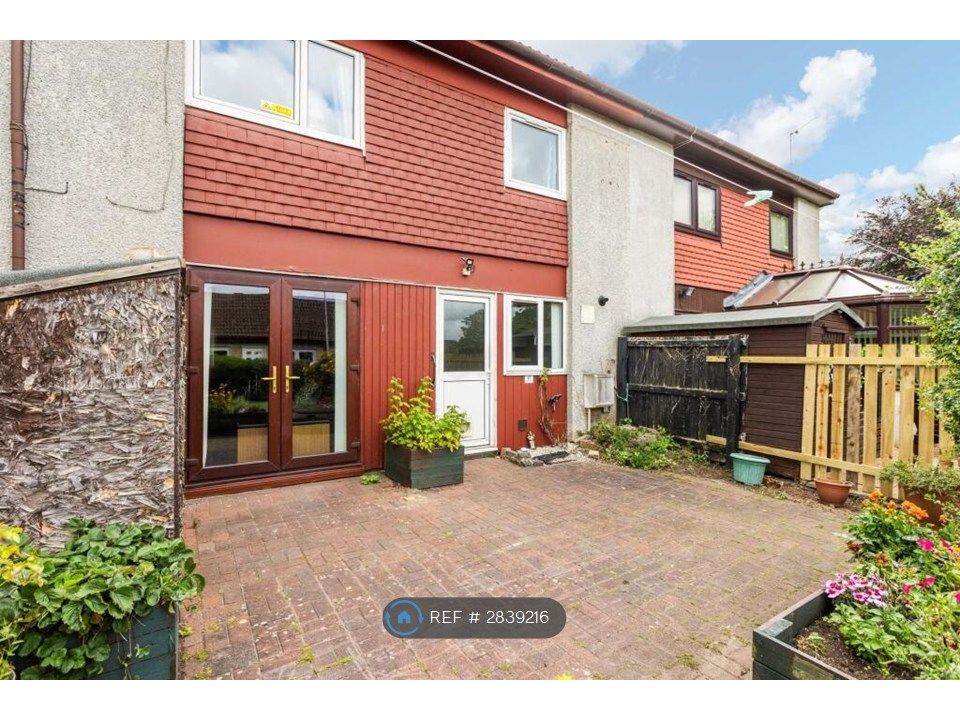 Property photo 3 of 17