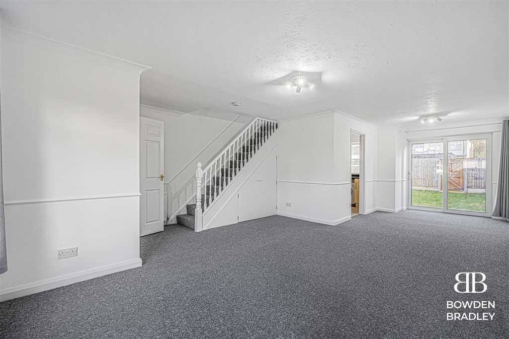 Property photo 2 of 14 Living Room