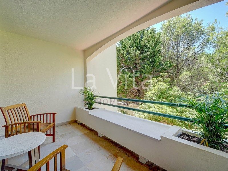 Property photo 1 of 39