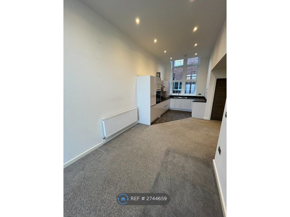 Property photo 2 of 11 Living Area