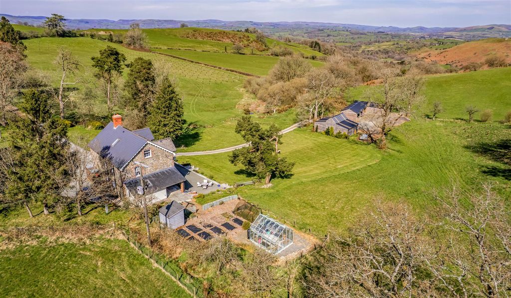 Additional image 37 of 5 bed detached house for saleCefnllys, Llandrindod Wells LD1