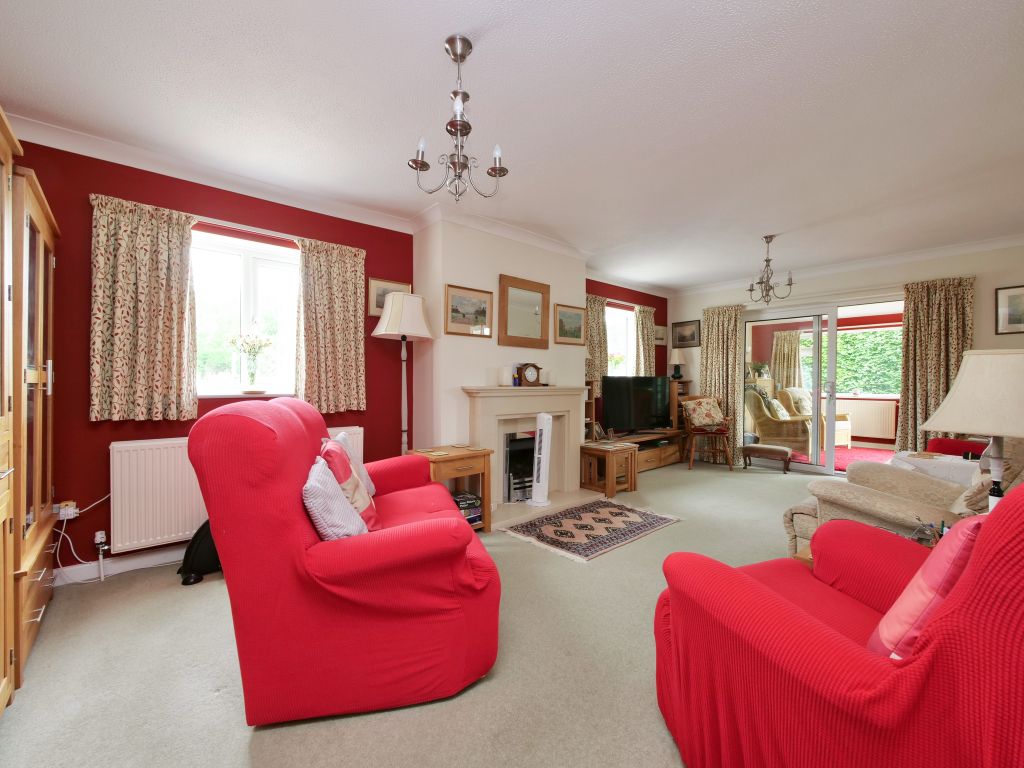 Property photo 2 of 34