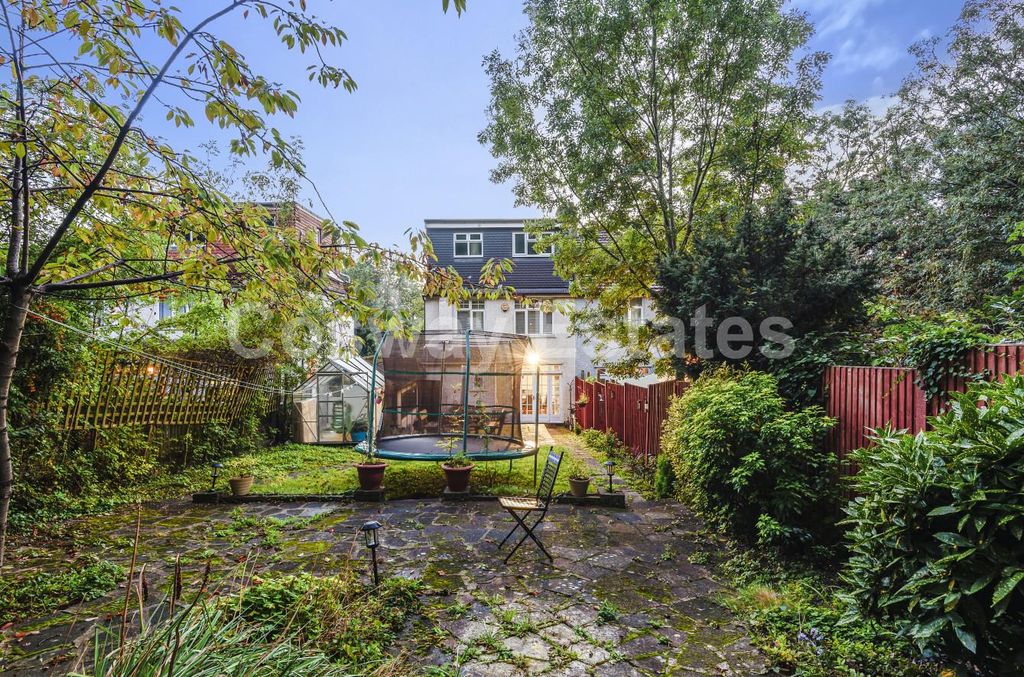 Property photo 3 of 17 35827Ac9-506E-4E6F-B67A-B9135d4d2Db6.Jpg