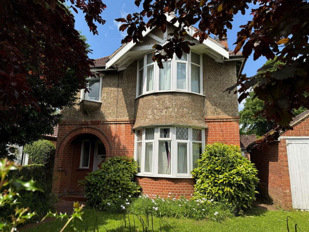 Property photo 1 of 4