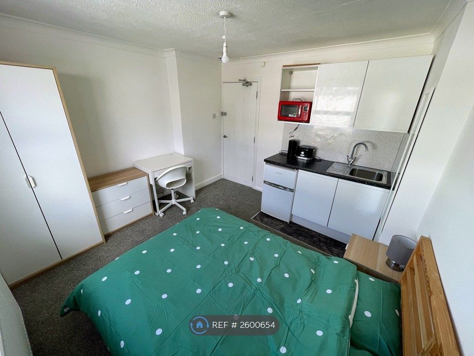 Property photo 2 of 4