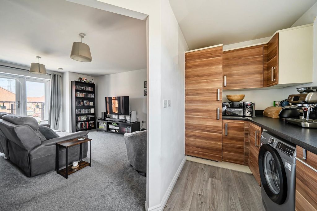 Property photo 1 of 16 1486656-8-6A5647491E385.Jpg