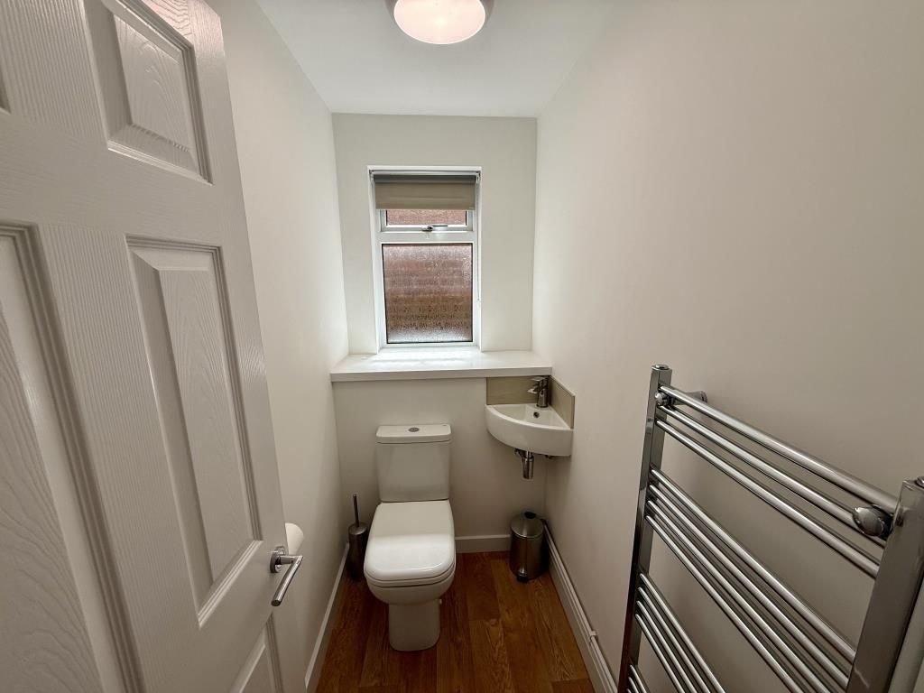 Property photo 3 of 16 Dining Room