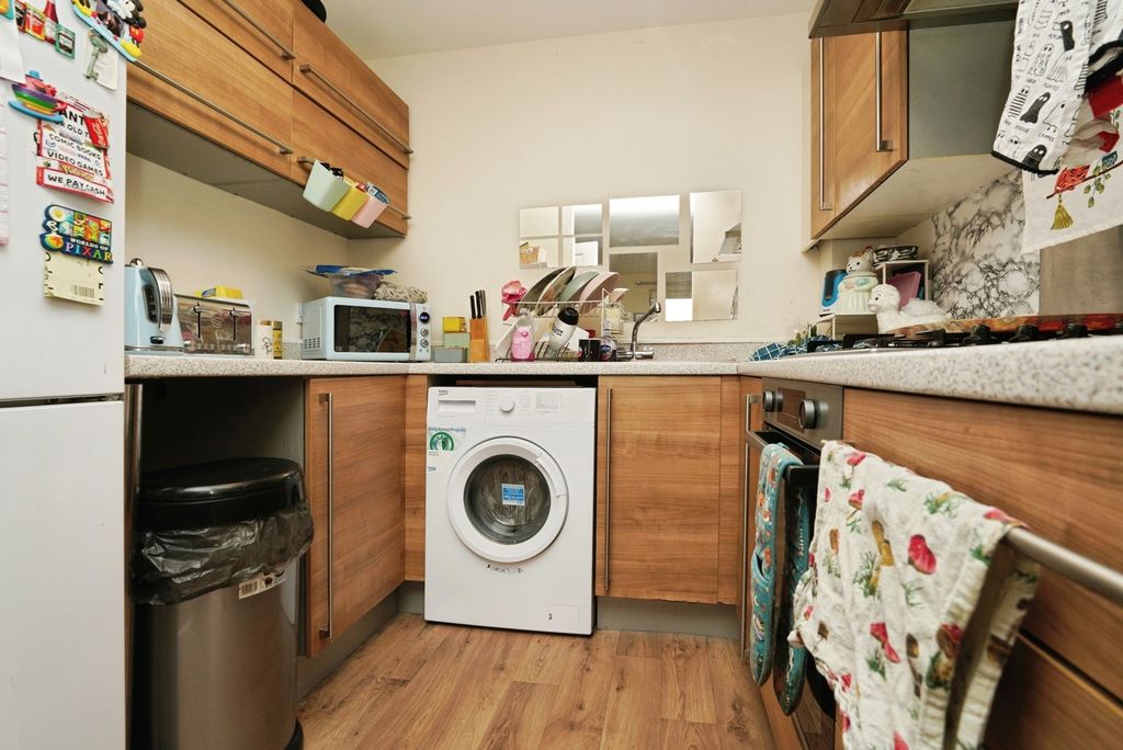 Property photo 2 of 15 Photo