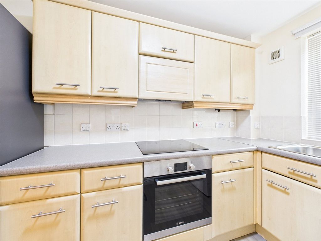 Property photo 3 of 11 Picture No. 10