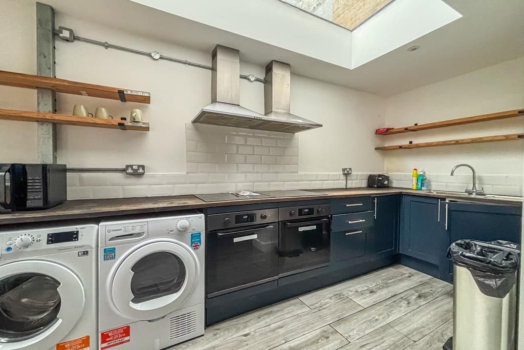 Property photo 3 of 17 Image00028-2.Png