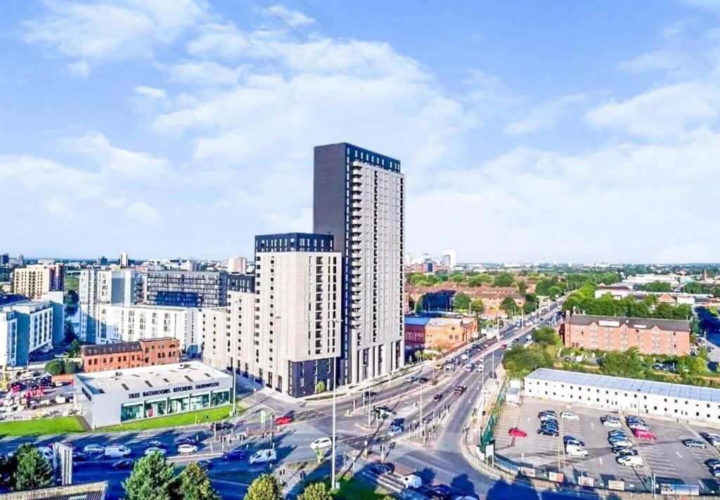 Property photo 1 of 9