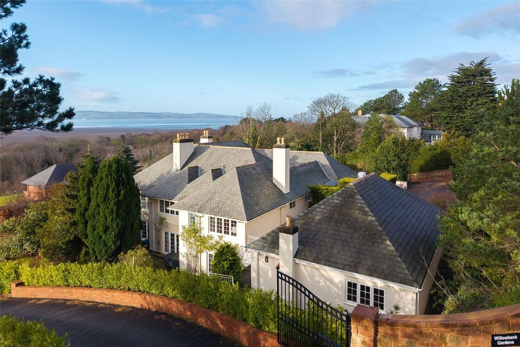 Property photo 3 of 40 External