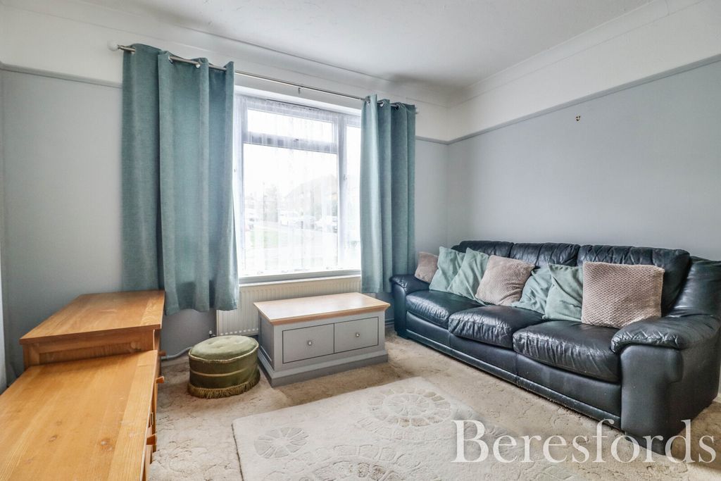 Property photo 3 of 17 Picture No. 15