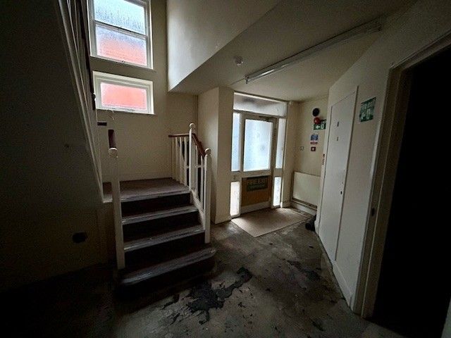 Property photo 2 of 11 Photo 1