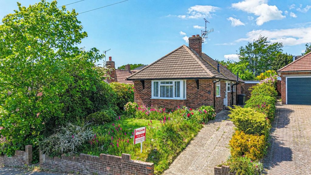 Property photo 1 of 27 1c01Bb8E-2387-4E84-B79B-Ea4B02d337Ab.Png