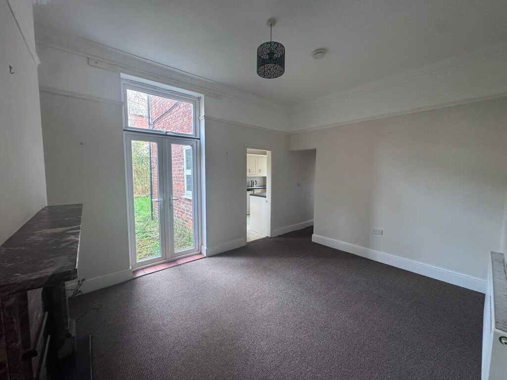 Additional image 9 of 2 bed flat to rentHydro Avenue, West Kirby CH48