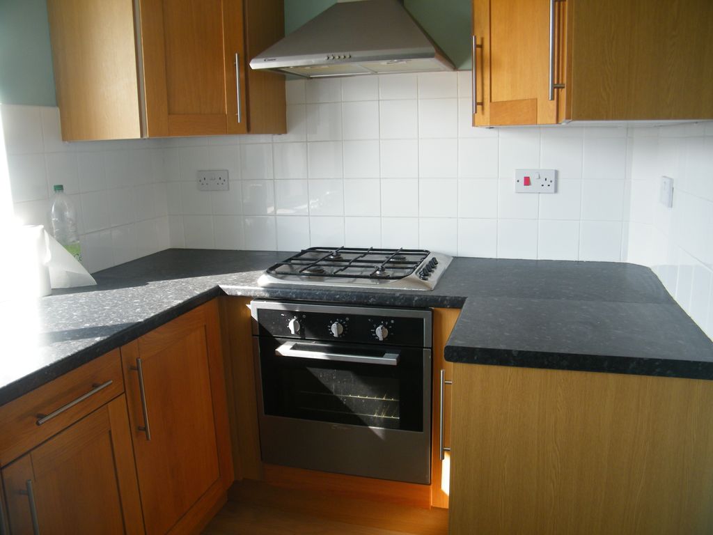 Property photo 3 of 6