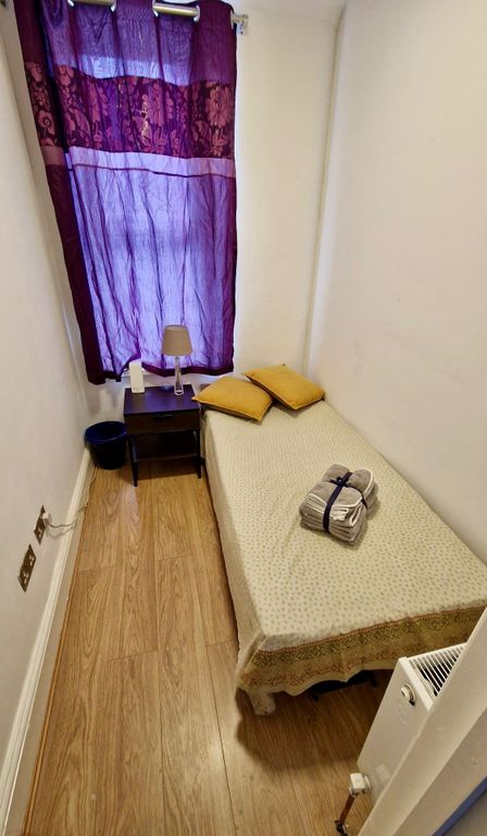 Property photo 1 of 3