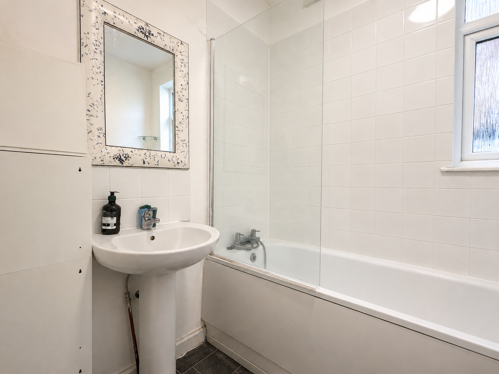 Property photo 3 of 3