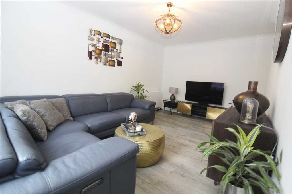 Property photo 3 of 8 Living Room